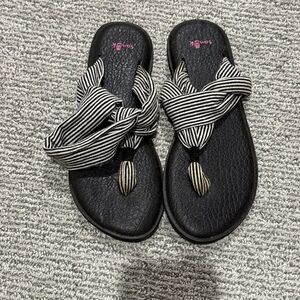 Sanuk Black and White Striped Women's Sandals